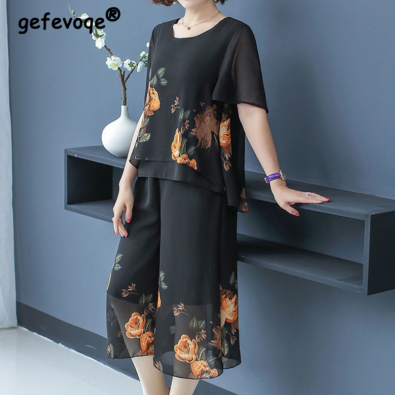 Women'S Fashion Essentials - Elegant Fashion Floral Printing Lace Short