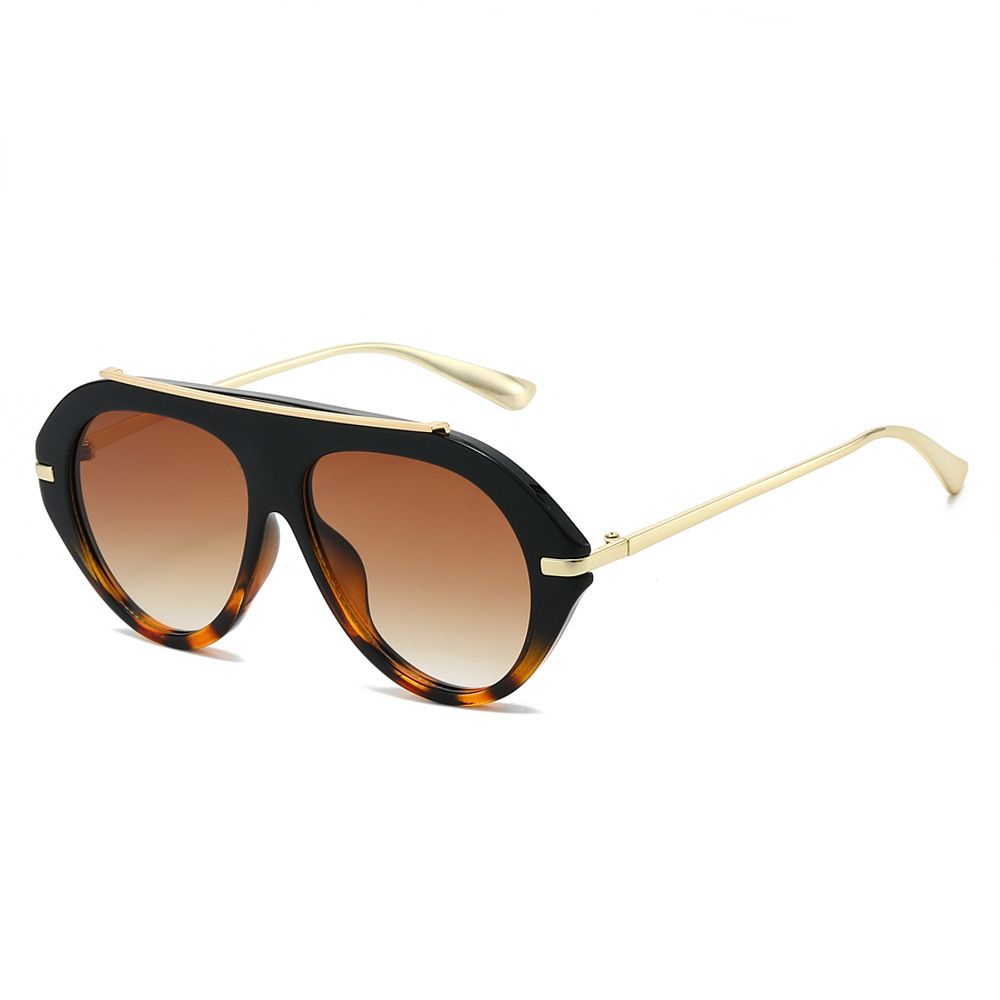 New Oversized Pilot Sunglasses - огляд і ціна Women'S Fashion In The 70S